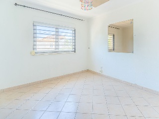 Chalet independiente en Av de Los Pinos - Marbella - 17