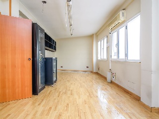 Oficina en C/ Cervantes - Gijón - 25