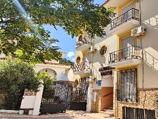 Piso en venta en Cambil de 971  m²