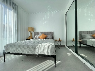 Chalet independiente de obra nueva 33
