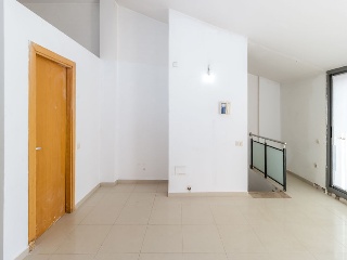 Viviendas y garaje en C/ Riera, Canovelles (Barcelona) 10
