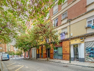 Local en C/ Lasierra Purroy, Zaragoza 3