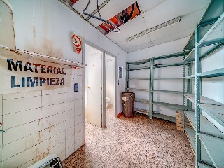Local en C/ Lasierra Purroy, Zaragoza 14