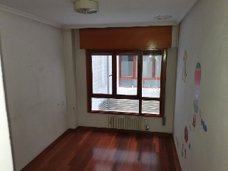 Piso en C/ Conde de Toreno - Oviedo - 23