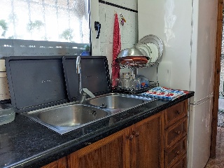 Suelo rústico con edificación en Llaurí 28
