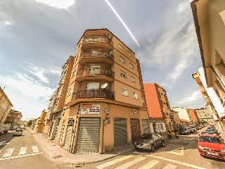 Piso en venta en Zaragoza de 77  m²