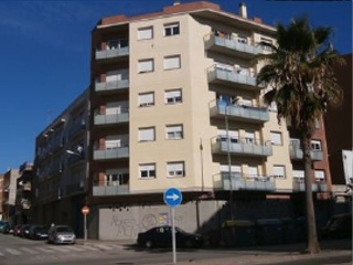 Local en Av Abat Marcet 2
