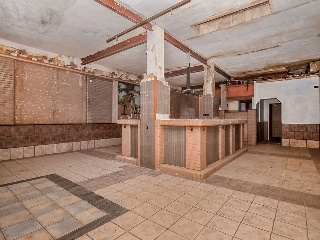 Local comercial en C/ Poeta Vicente Medina  - Cieza -  4