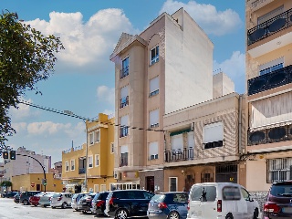 Local comercial en C/ Poeta Vicente Medina  - Cieza -  13