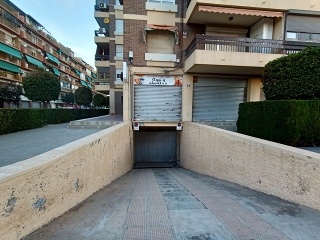 Local en C/ Sacerdote Isidro Albert, Alicante 16