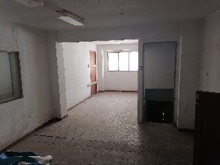 Edificio-Nave en Benetússer 18