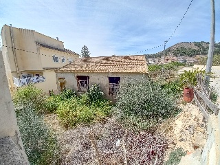 Terreno con Edificación en El Esparragal 7