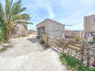 Terreno con Edificación en El Esparragal 9