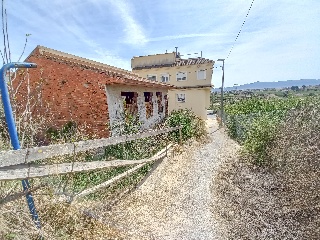 Terreno con Edificación en El Esparragal 11