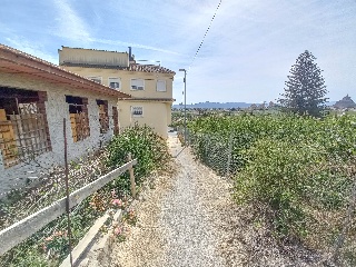 Terreno con Edificación en El Esparragal 12