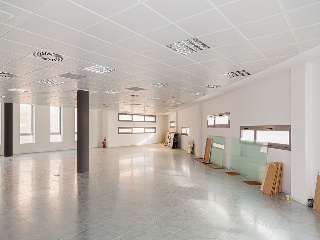 Oficinas y garajes en C/ Osca - Zaragoza - 6