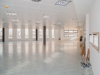 Oficinas y garajes en C/ Osca - Zaragoza - 7
