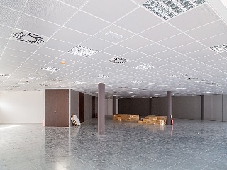 Oficinas y garajes en C/ Osca - Zaragoza - 9