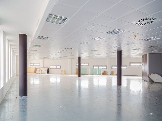 Oficinas y garajes en C/ Osca - Zaragoza - 12