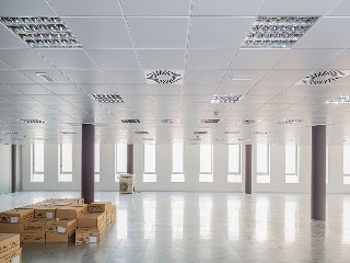 Oficinas y garajes en C/ Osca - Zaragoza - 17