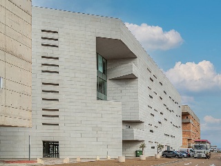Oficinas y garajes en C/ Osca - Zaragoza - 21