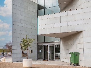 Oficinas y garajes en C/ Osca - Zaragoza - 22