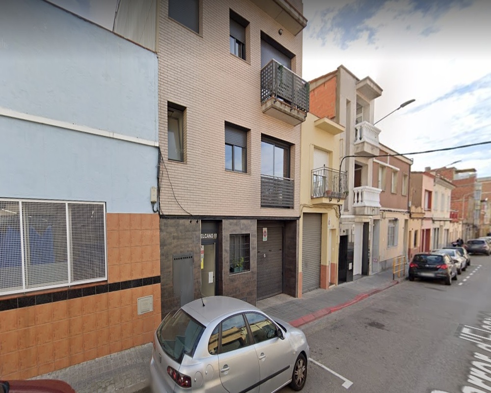 Piso con garaje y trastero en C/ Elcano - Sabadell -