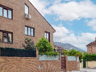 Chalet adosado en Paraje Olivares 3