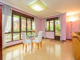 Chalet adosado en Paraje Olivares 8