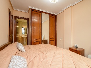 Chalet adosado en Paraje Olivares 28