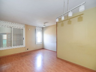 Piso en Av Joaquim Sagrera - Terrassa - Barcelona 4