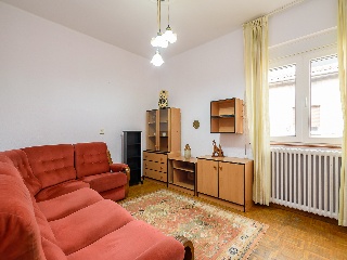 Piso en venta en Oviedo de 59  m²