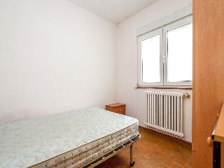 Piso en Oviedo 18