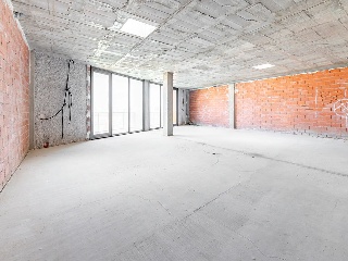 Oficina en Edificio Nau 6