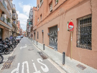 Local en C/ Camí Vell de Sant Boi - Cornellá de Llobregat - 16