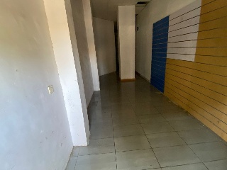 Local en Av Salobreña 17