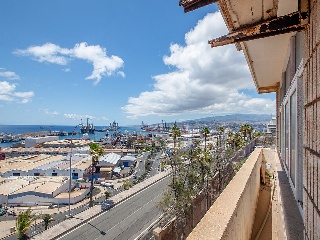 Oficina en C/ Dr Juan Domínguez Pérez  - Las Palmas de Gran Canaria -  19