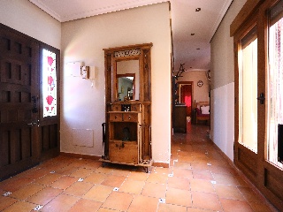 Chalet independiente en Arcas del Villar 12