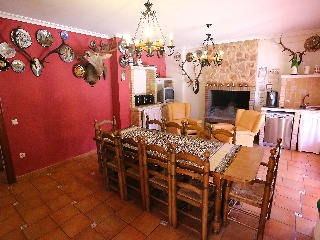 Chalet independiente en Arcas del Villar 19