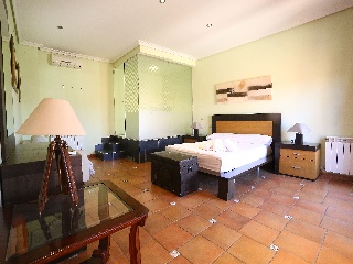 Chalet independiente en Arcas del Villar 34