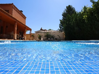Chalet independiente en Arcas del Villar 50