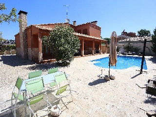 Chalet independiente en Arcas del Villar 53