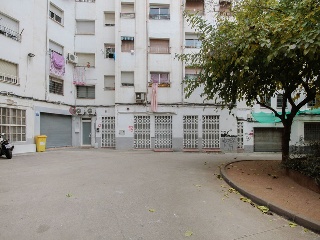 Local en venta en Ripollet de 180  m²