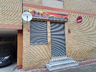 Local en venta en Huelva de 57  m²