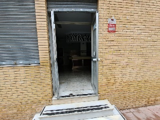 Local en Av Plateros  2