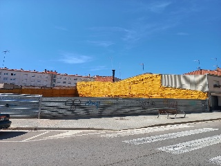 Viviendas y garajes en construcción detenida en C/ Roig i Ventura - Terrassa - 5