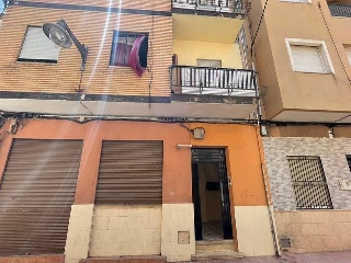13699-0001 3
