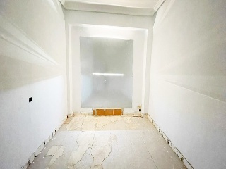 13699-0001 5