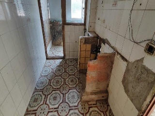 06358-0001 8