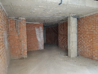 05715-0001 3
